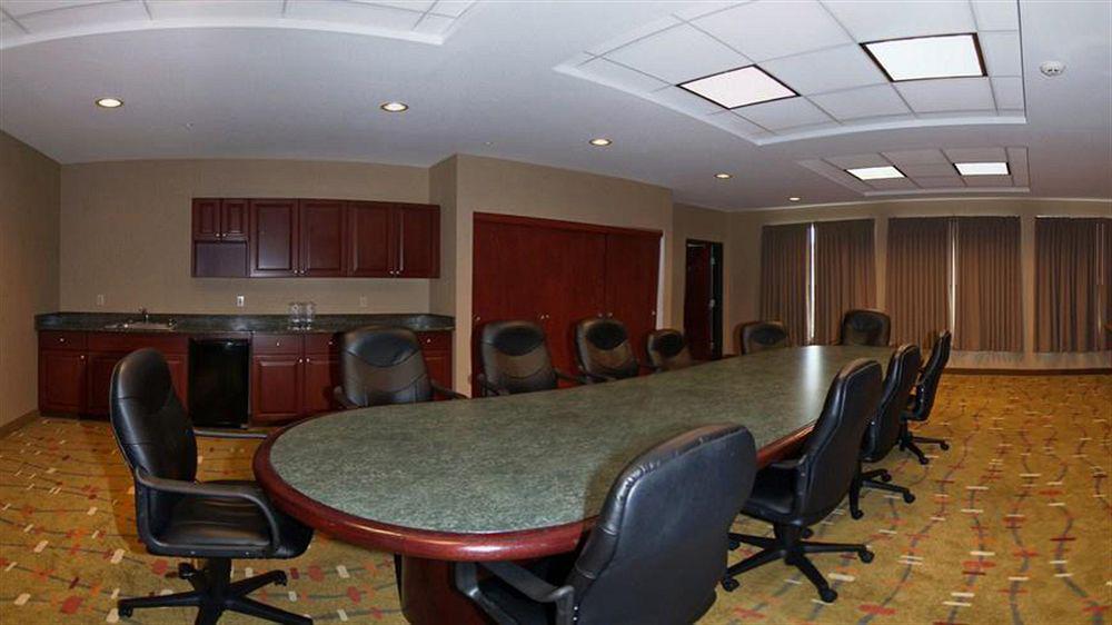 Holiday Inn Express Hotel & Suites Albany By Ihg Zewnętrze zdjęcie