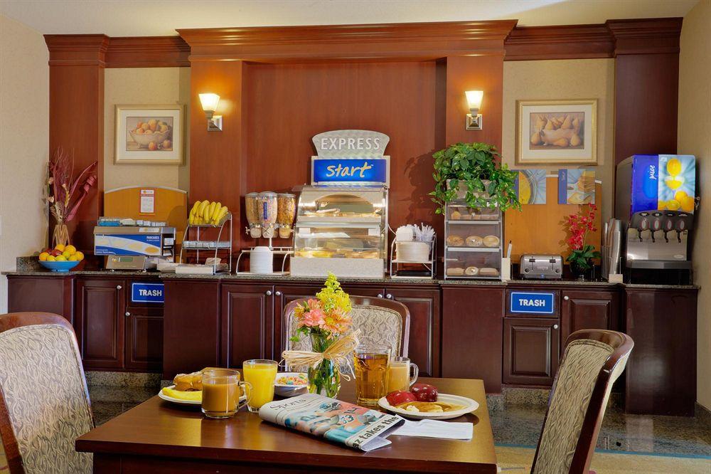 Holiday Inn Express Hotel & Suites Albany By Ihg Restauracja zdjęcie