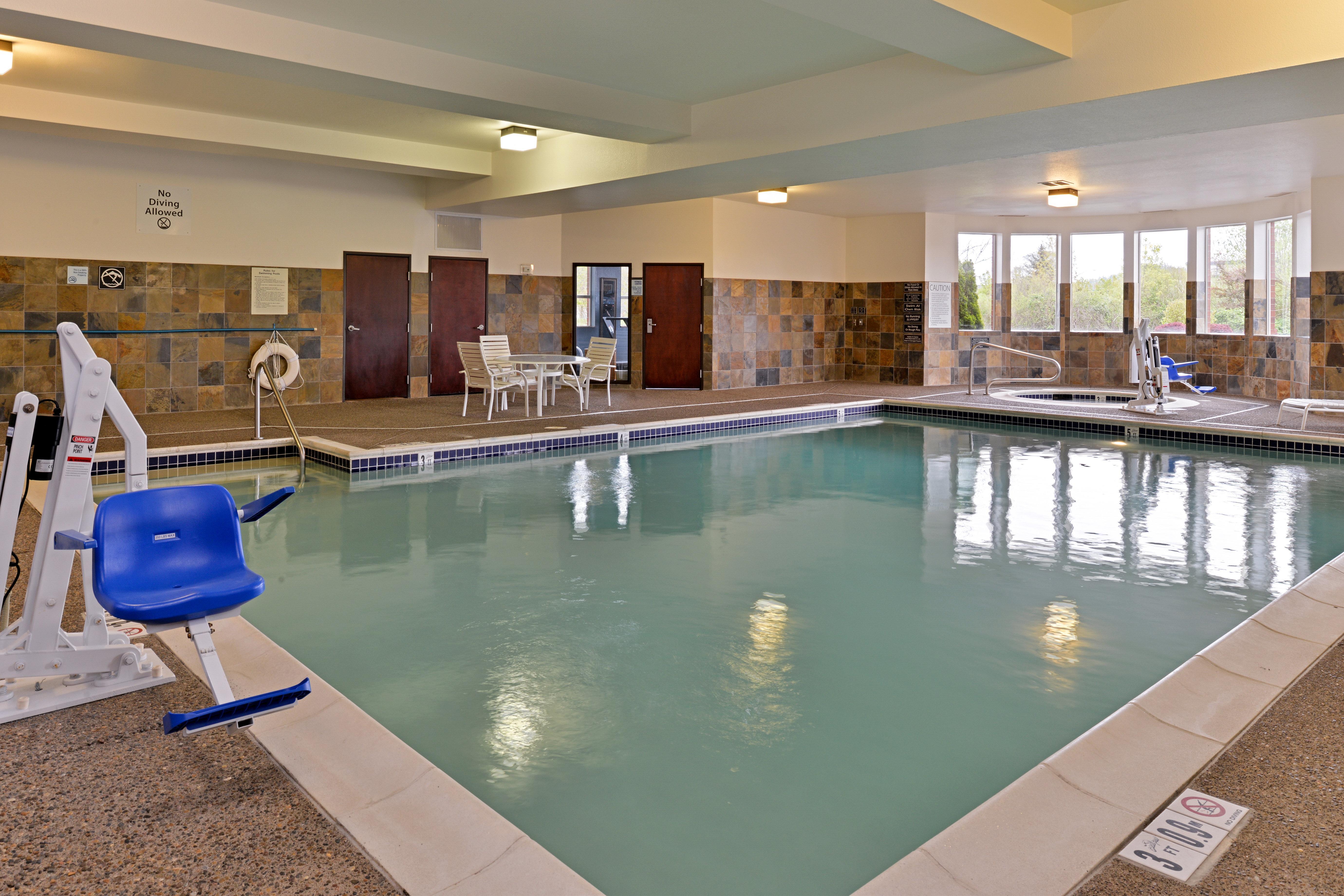 Holiday Inn Express Hotel & Suites Albany By Ihg Zewnętrze zdjęcie
