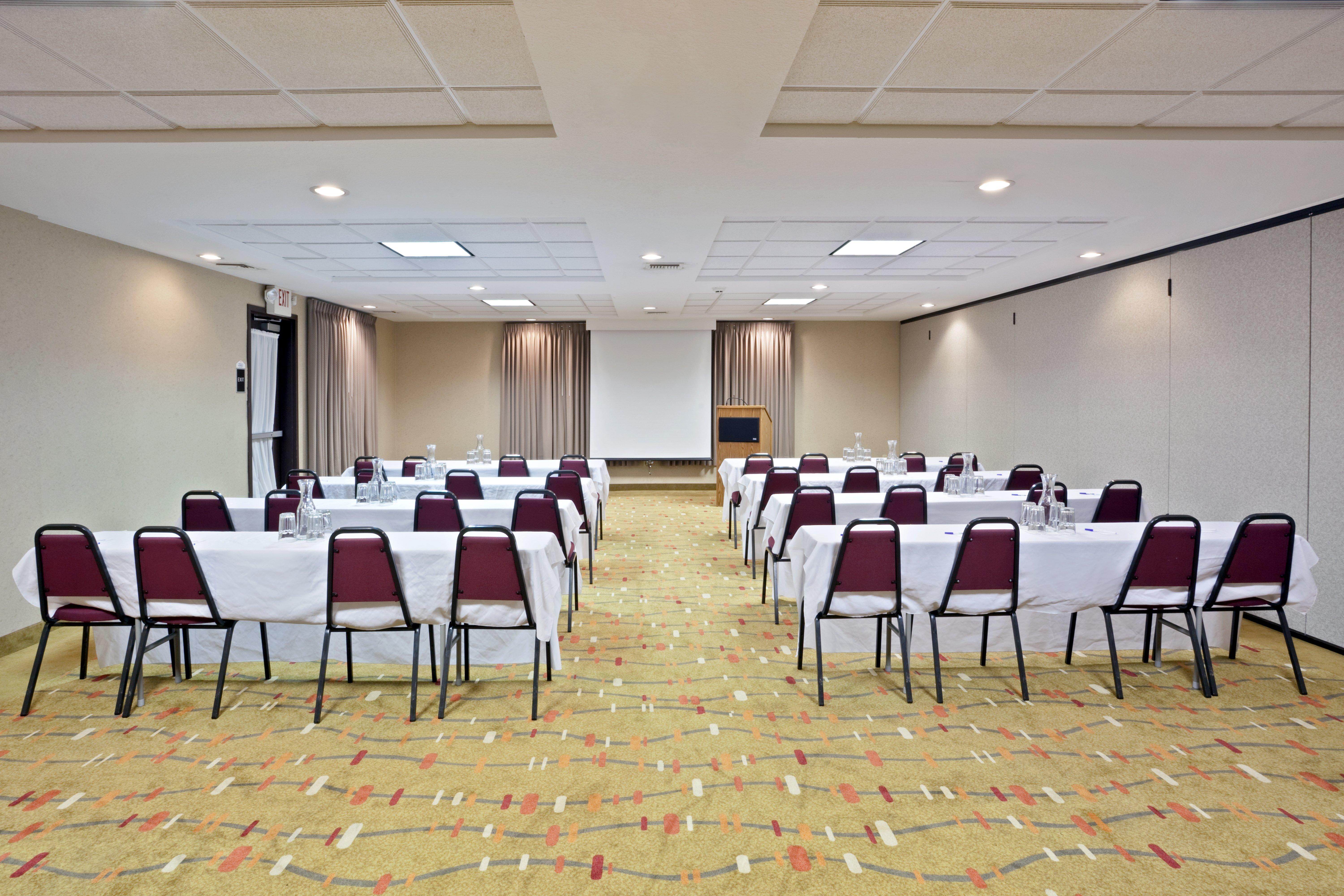 Holiday Inn Express Hotel & Suites Albany By Ihg Zewnętrze zdjęcie