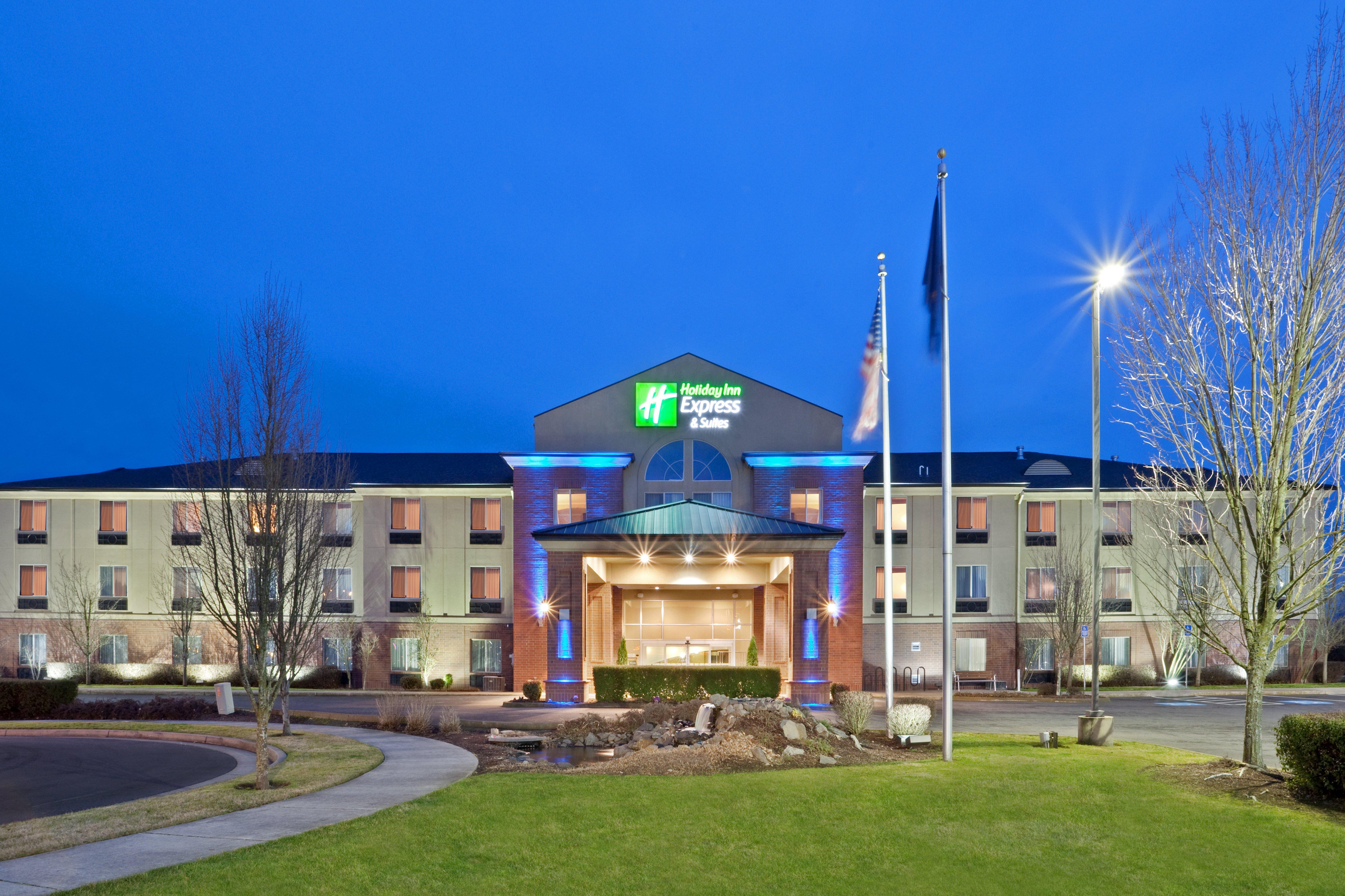 Holiday Inn Express Hotel & Suites Albany By Ihg Zewnętrze zdjęcie