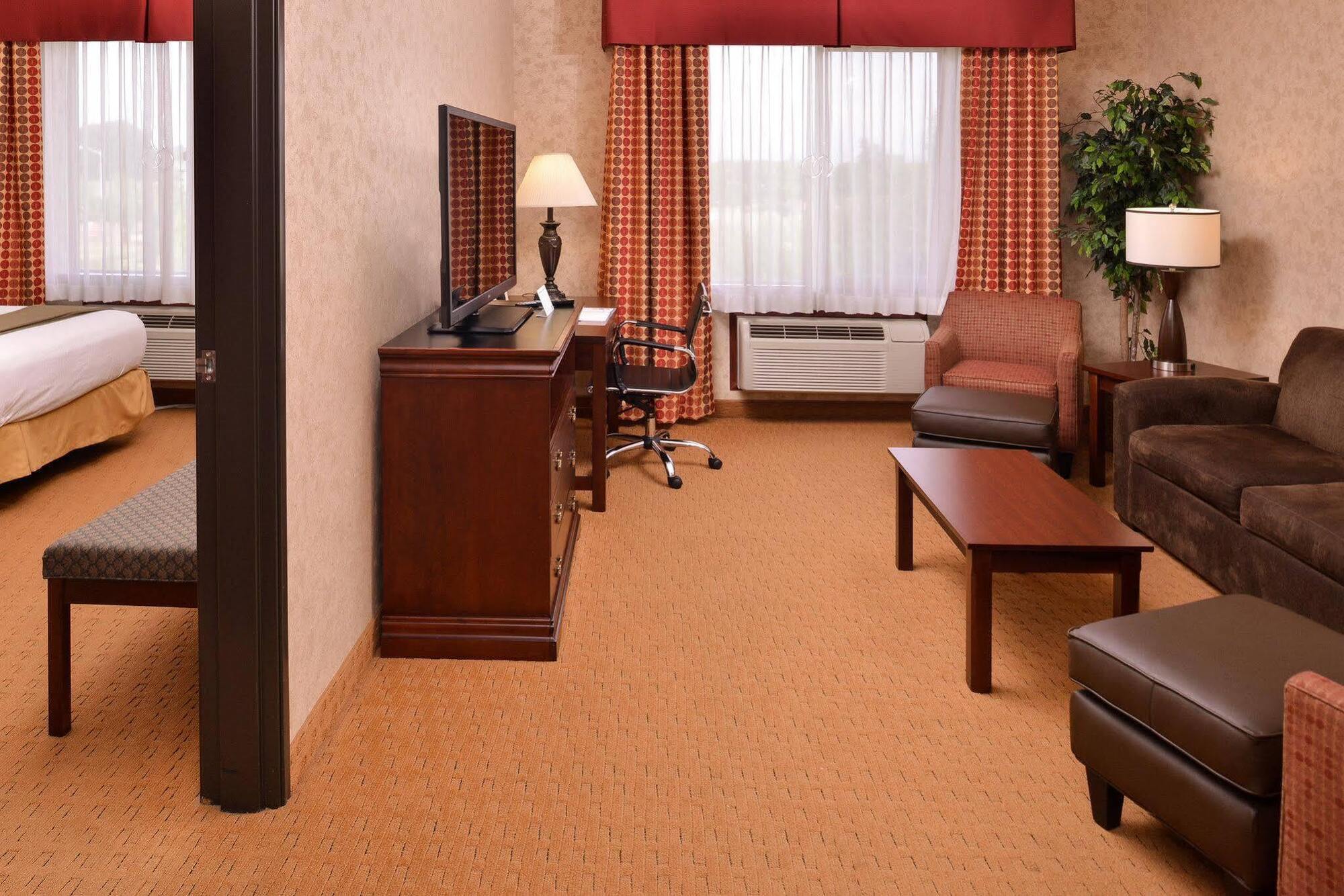 Holiday Inn Express Hotel & Suites Albany By Ihg Zewnętrze zdjęcie