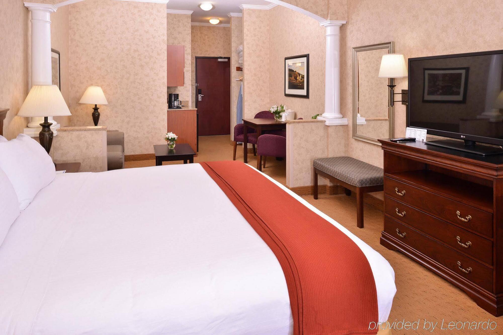 Holiday Inn Express Hotel & Suites Albany By Ihg Zewnętrze zdjęcie